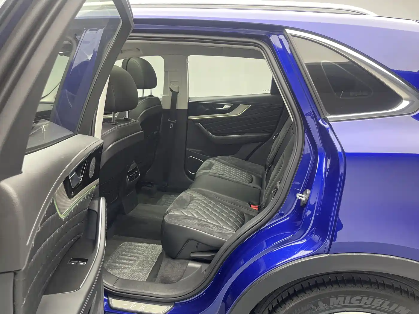 Hongqi HS5 2019 2.0T Smart Connect Enjoy Edition фото 15