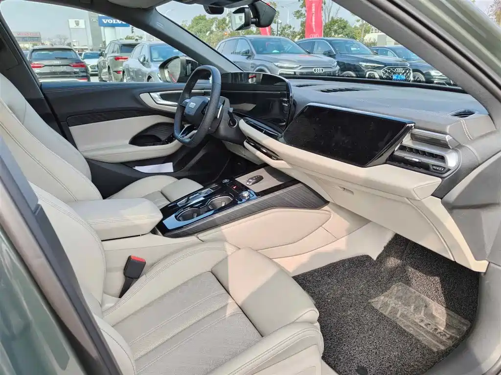 Audi A5L 2026 2.0T Sport Edition фото 14