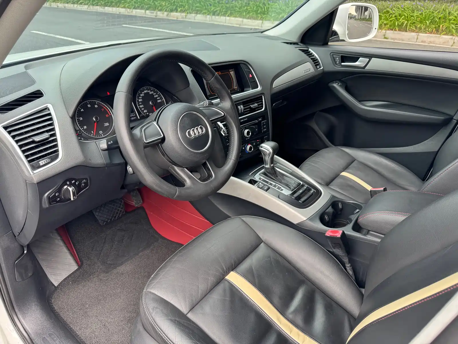 Photo 4 - Audi Q5