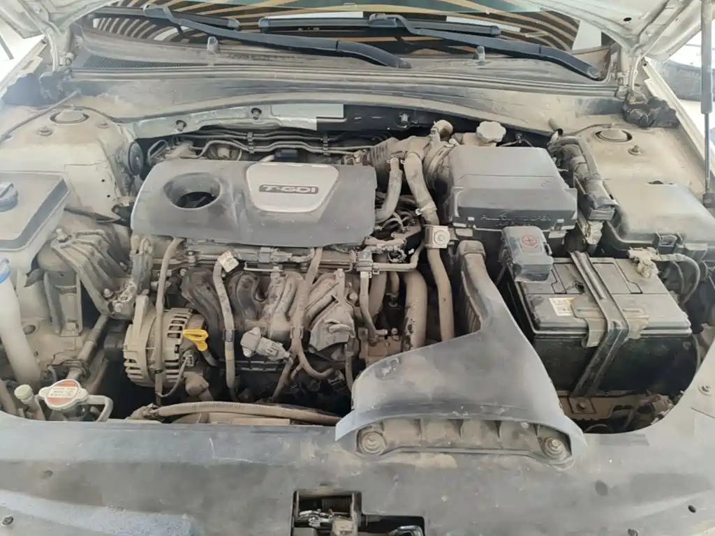 Photo 20 - Kia K5