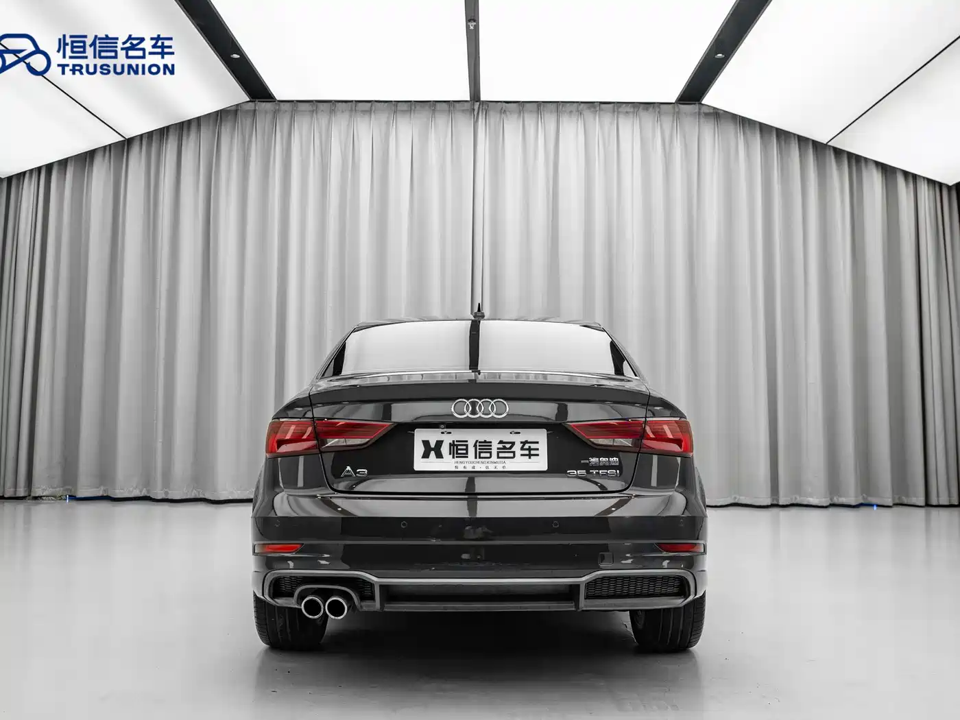 Audi A3 2018 30th Anniversary Limousine 35 TFSI Fashion фото 5