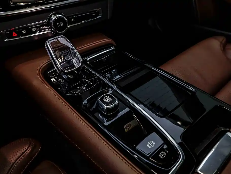 VOLVO S90 PLUG IN HYBRID