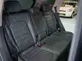 Фото 20 - Volkswagen Touareg
