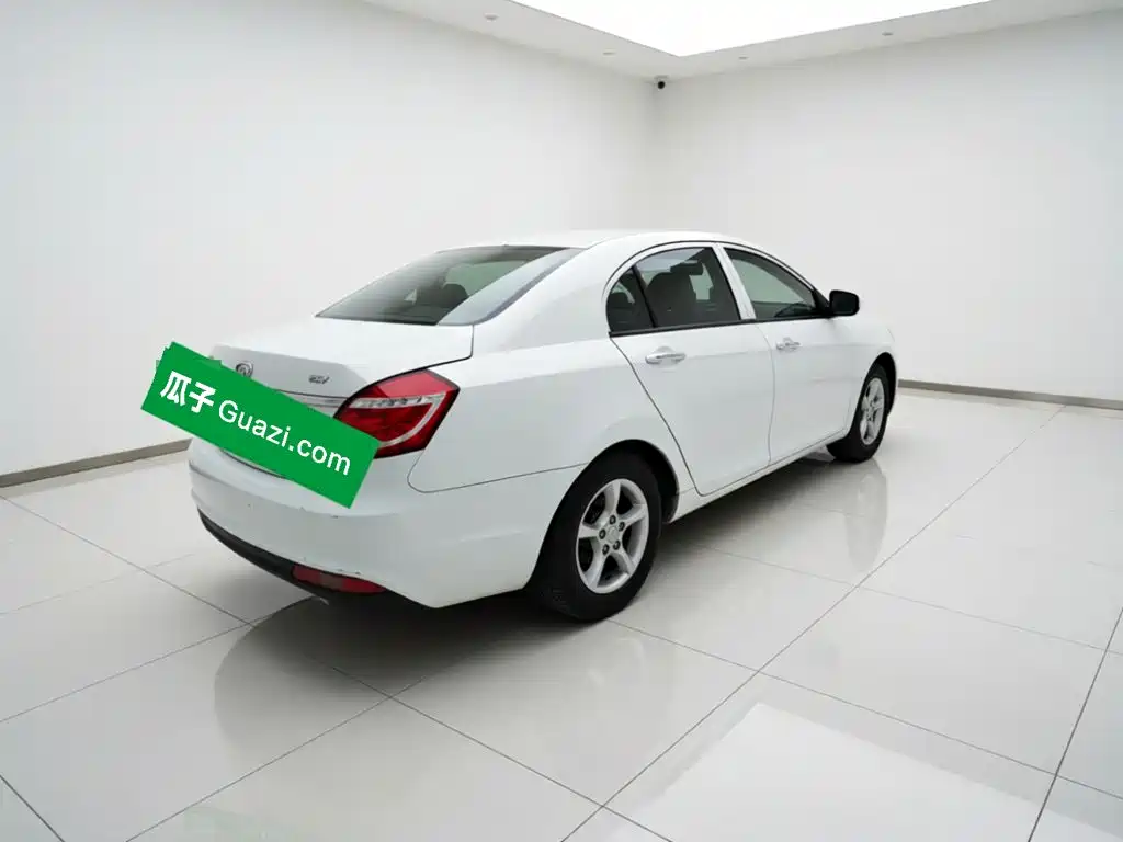 Geely Emgrand 2015 2014 Sedan 1.5L Manual Fashion