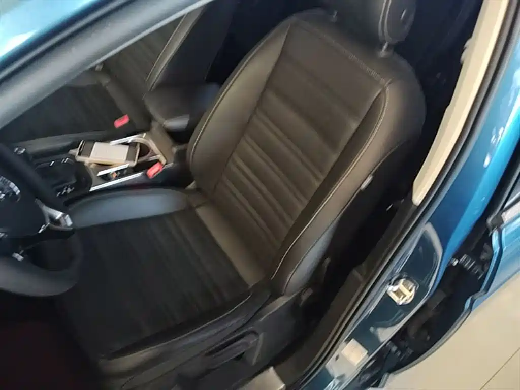 Volkswagen Touran 2016 Touran L 280TSI DSG Comfortline фото 15