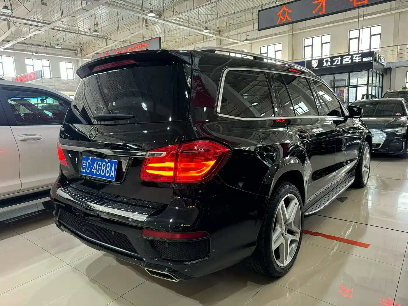 Mercedes-Benz GL-Class 2015 GL 500 4MATIC фото 9