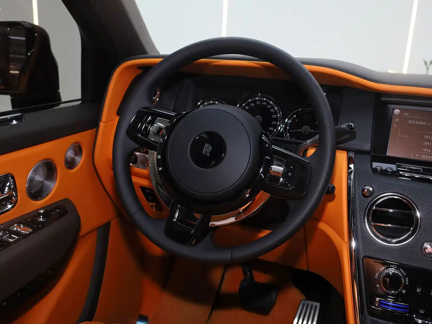 Rolls-Royce Cullinan 2025 2024 5-Seater