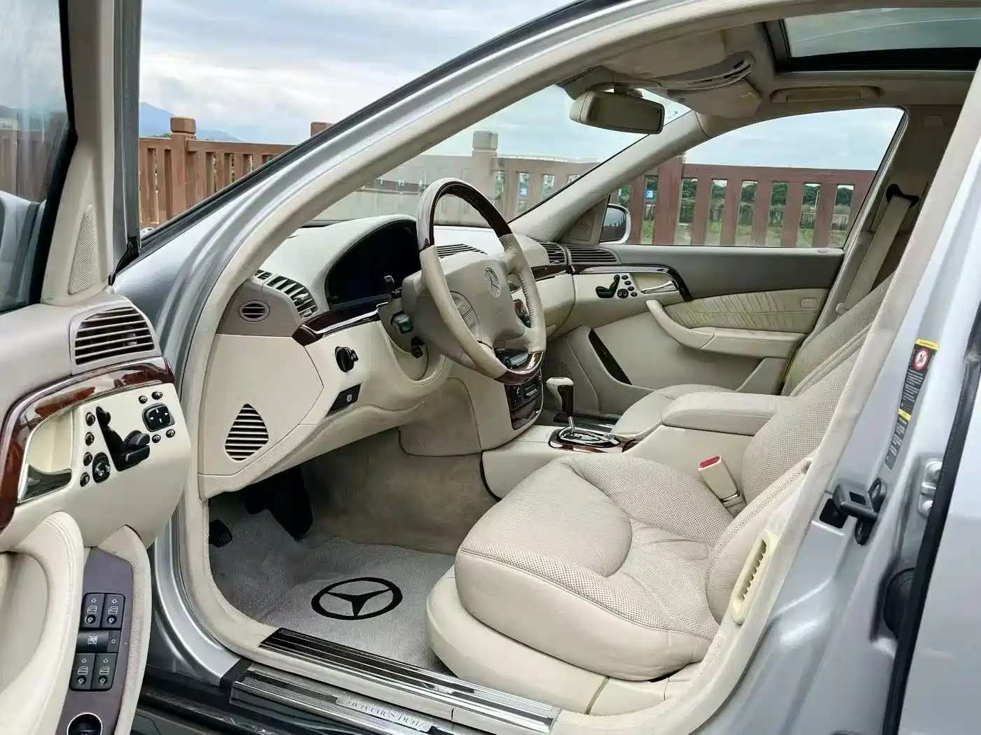 Mercedes-Benz S-Class 2005 2004 S 350