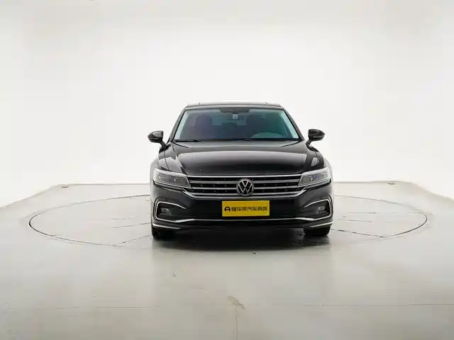 Volkswagen Phideon 2021 380TSI Luxury Edition фото 5
