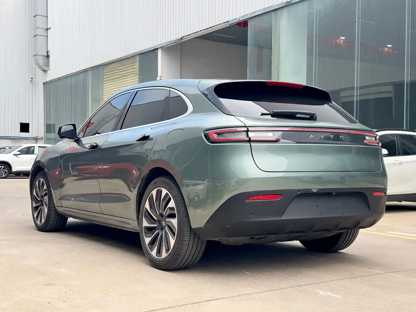 AITO Wenjie AITO M5 2022 2022 Extended Range AWD Performance Edition