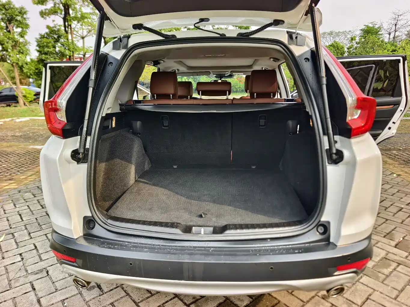 Photo 9 - Honda CR-V