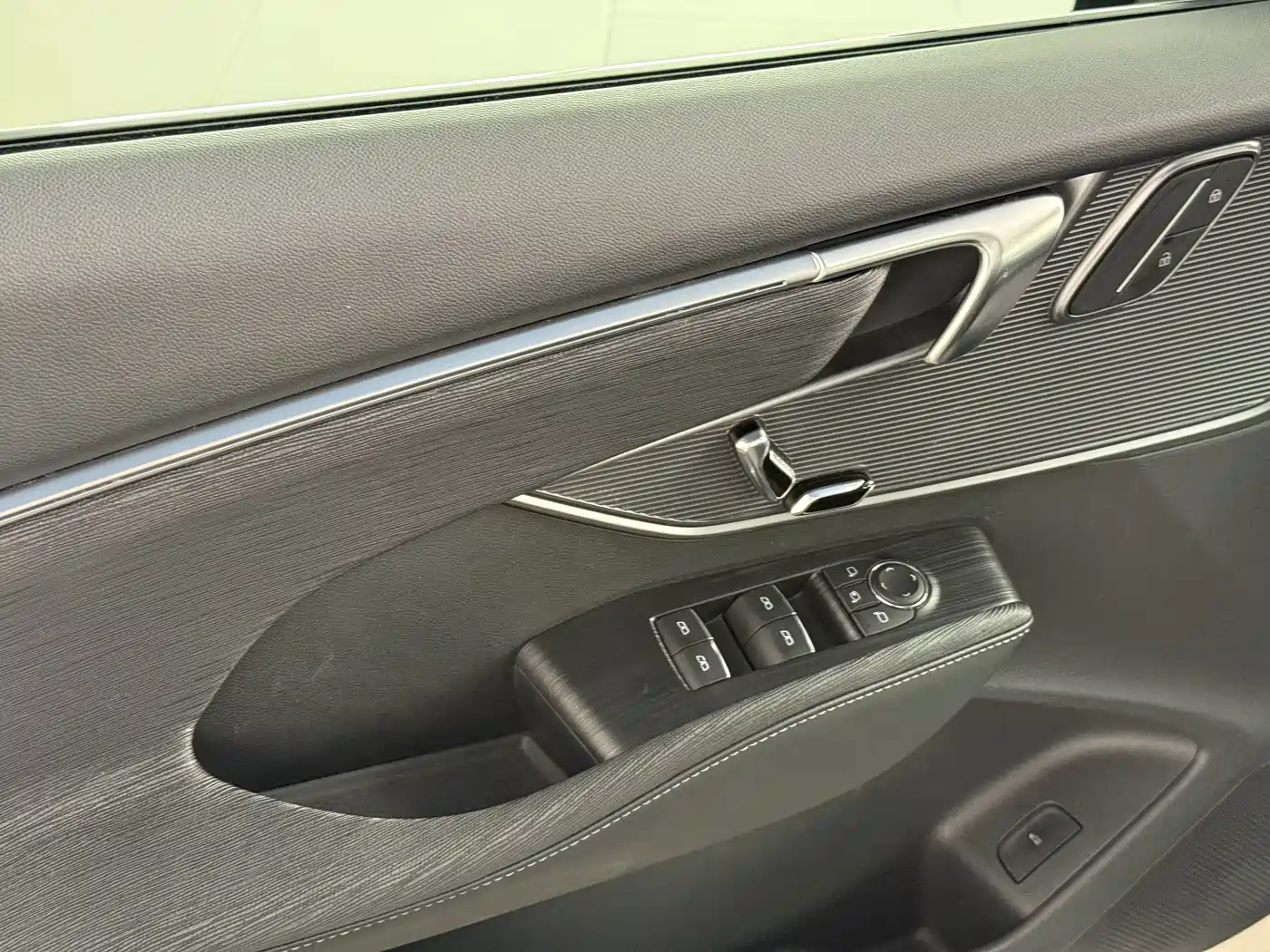 Buick LaCrosse 2025 2025 Model 28T Platinum Edition