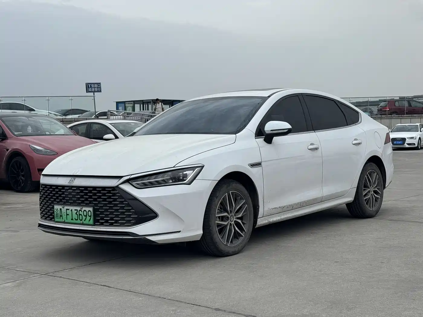 BYD Qin PLUS 2021 DM-i 120KM Premium