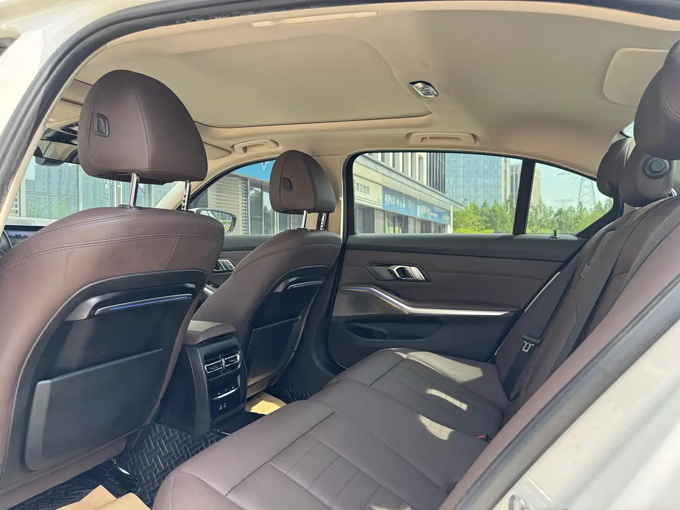 BMW 3 Series 2020 325Li Launch Edition фото 7