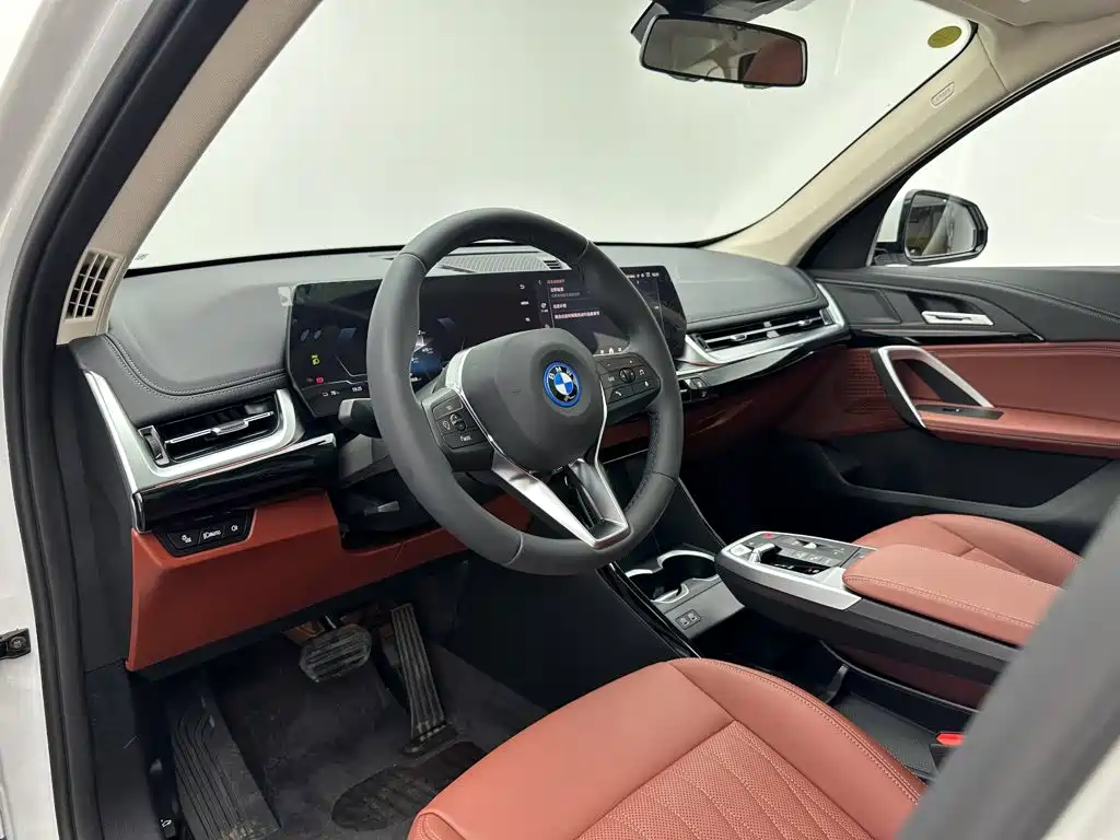 BMW iX1 2026 2026 eDrive25L X Design Package