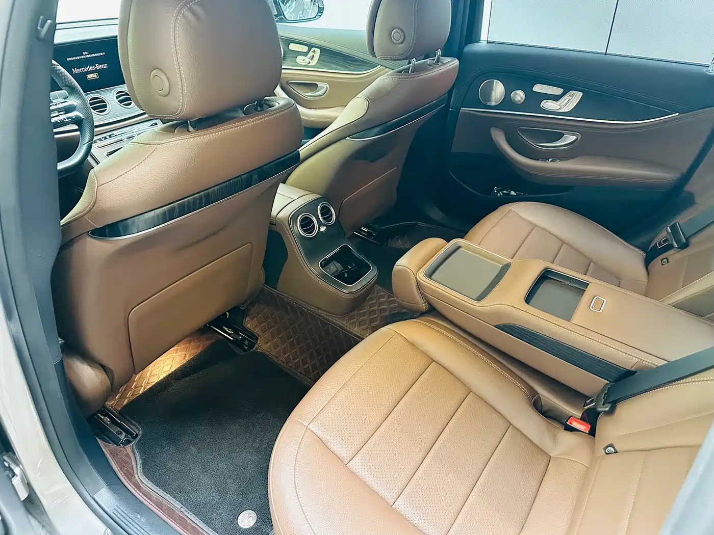 Mercedes-Benz E-Class 2021 Facelift E 300 L Sport Luxury фото 7