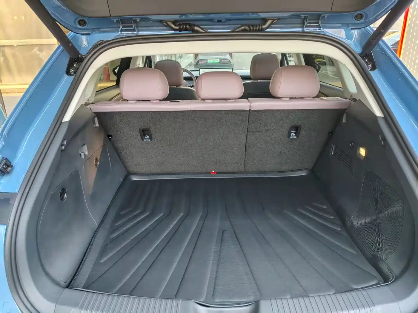 Hongqi HONGQI TIANGONG 06