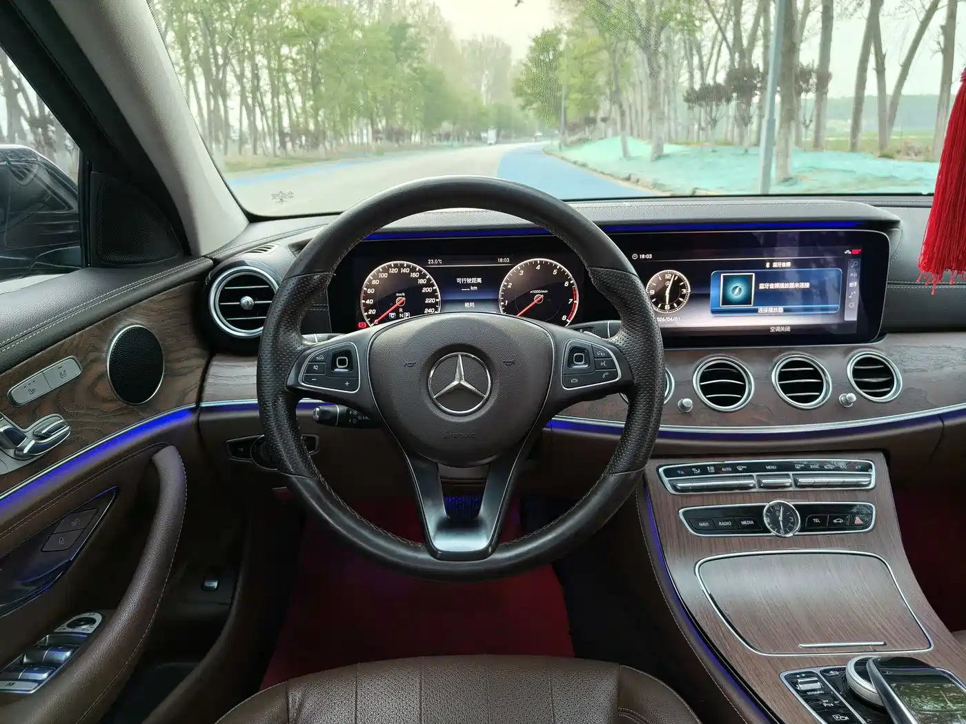 Mercedes-Benz E-Class 2017 E 300 L Luxury фото 15