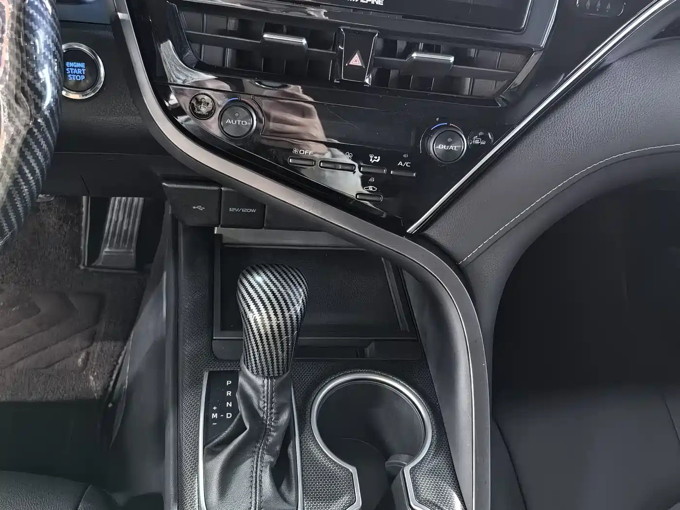 Toyota Camry 2022 2.0S Knight Edition фото 9