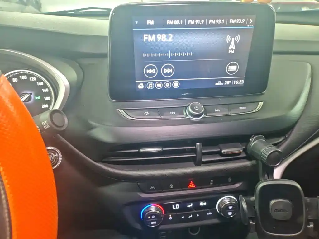 Buick Encore 2022 2021 332T CVT Elite