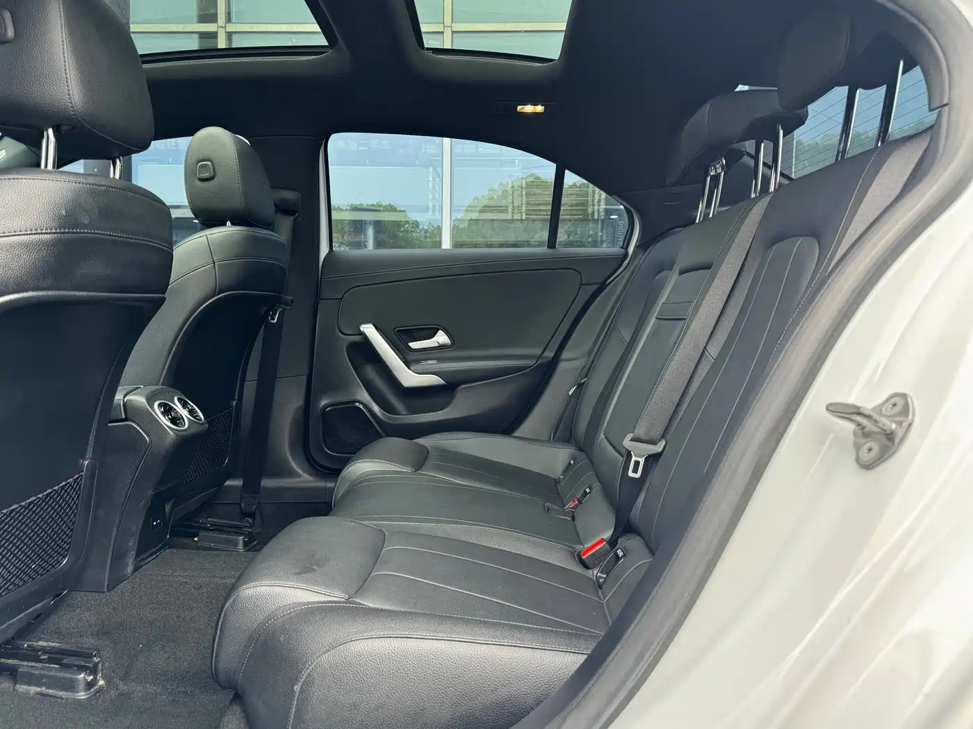 Mercedes-Benz A-Class 2021 A 180 L Sports Sedan фото 13