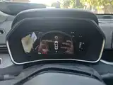 Фото 4 - Geely Preface
