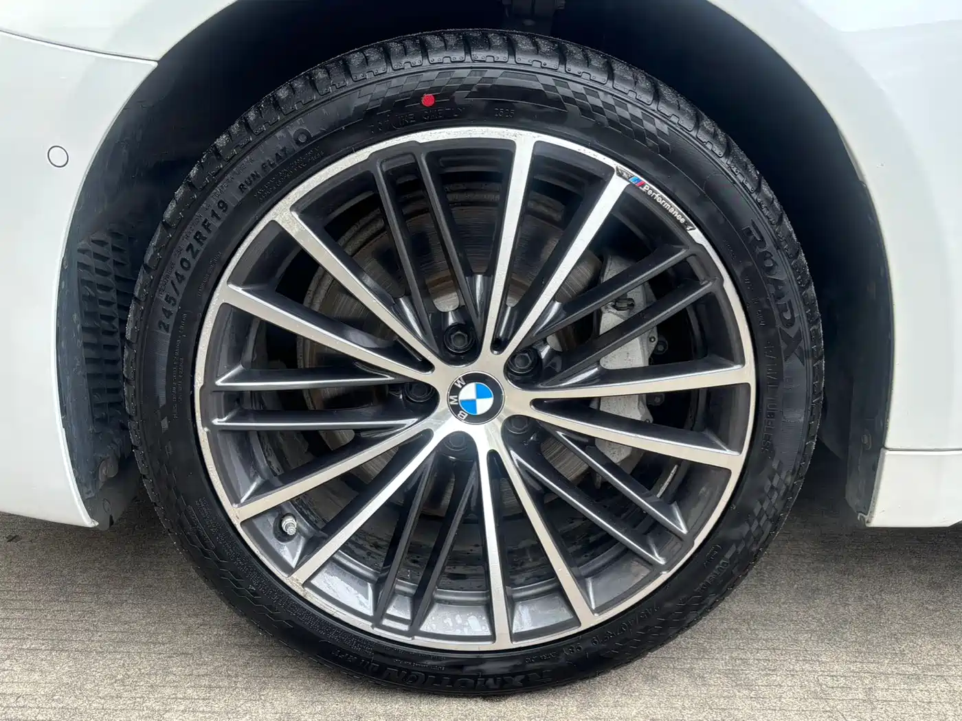 BMW 5 Series 2021 530Li Leading M Sport Package фото 7