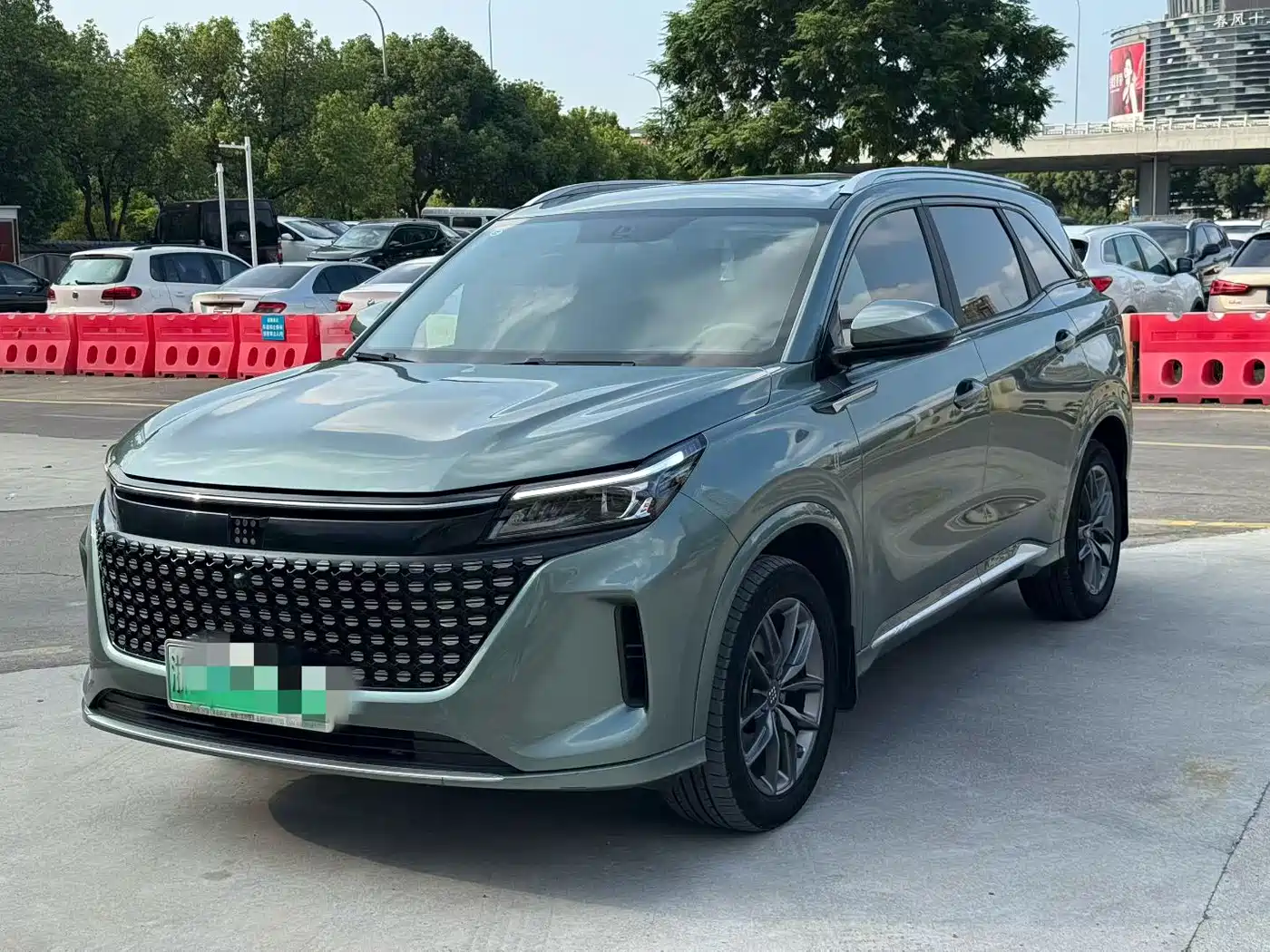 Landian E5 2024 2023 1.5L DE-i 100KM Enjoyment 7-seater