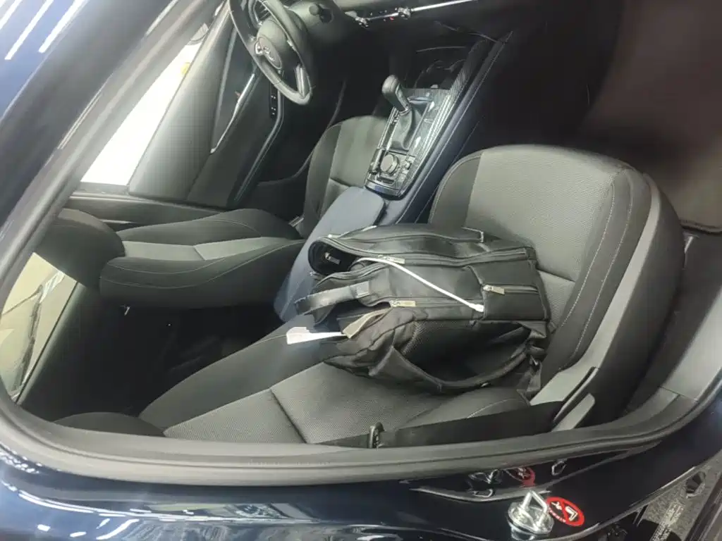 Фото 25 - Mazda CX-30