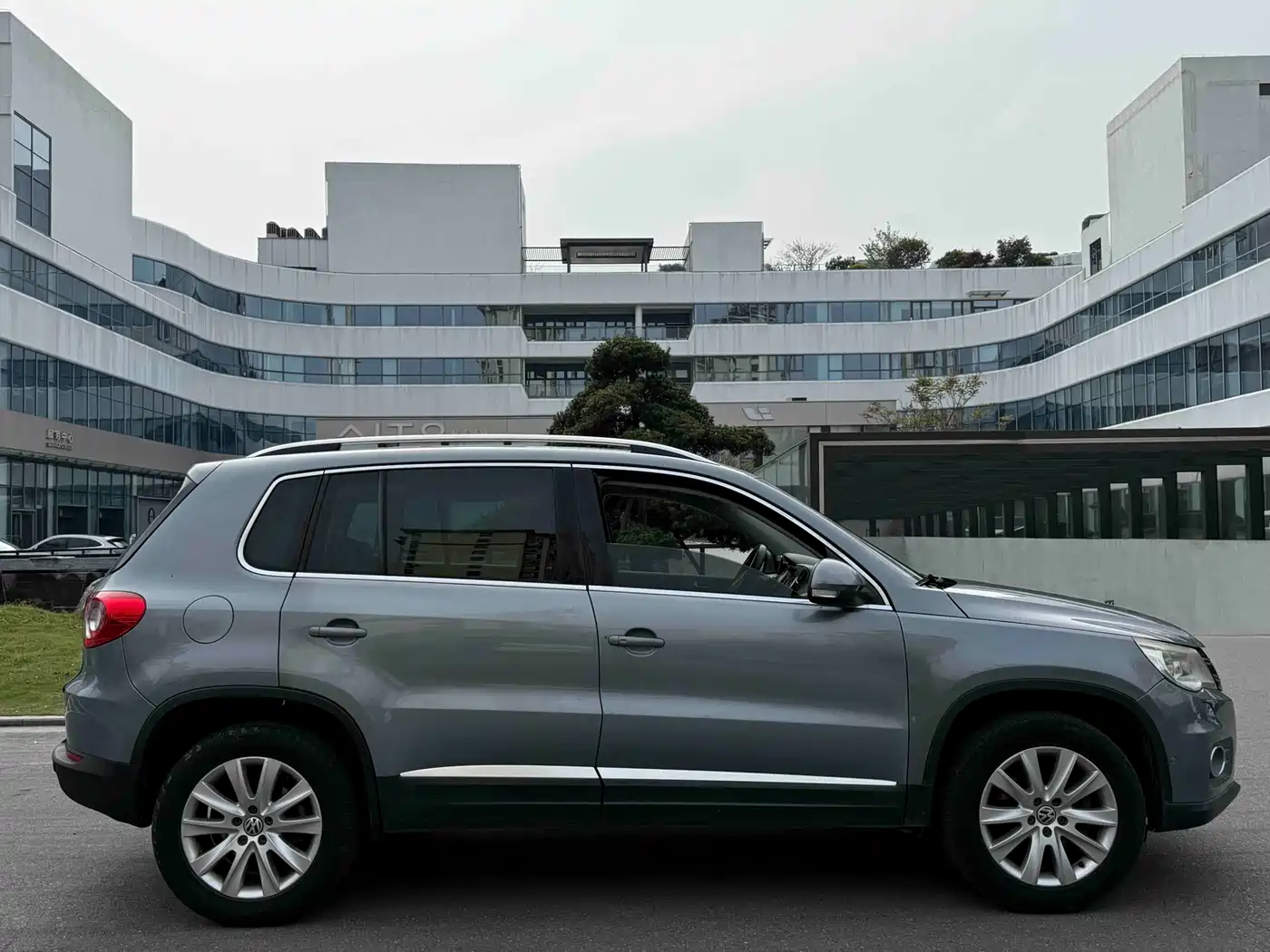 Volkswagen Tiguan 2012 2.0TSI Automatic 4WD Flagship Edition фото 15