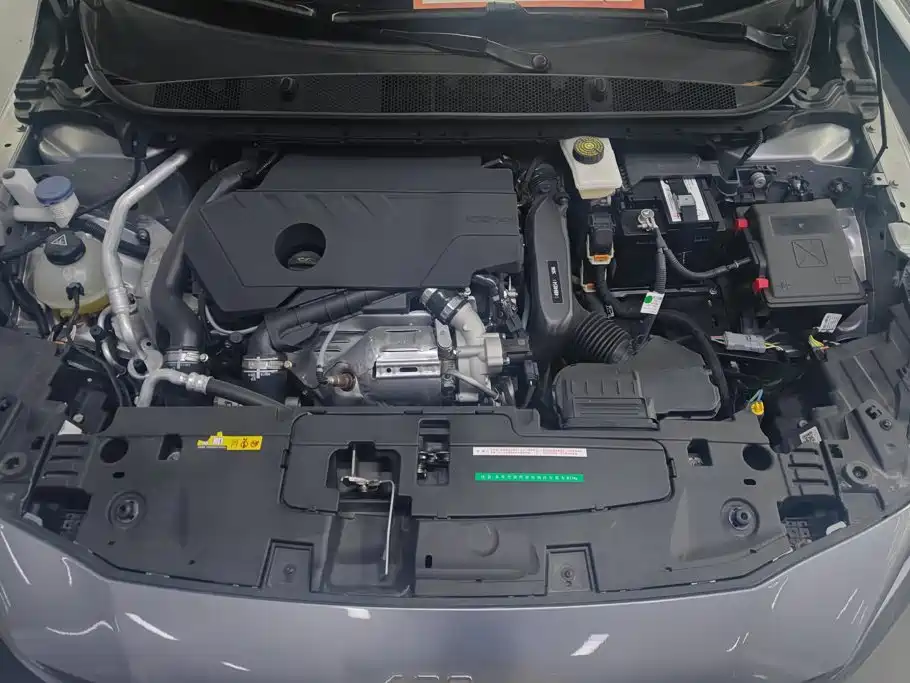 Peugeot 408 2026 2022 1.6T Light Chaser Edition