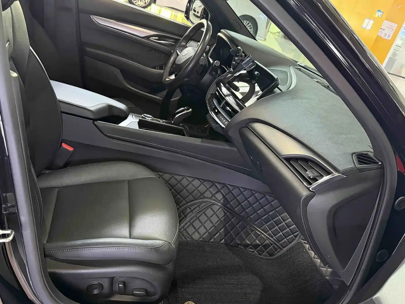 Cadillac CT5 2023 28T Prestige Style фото 16