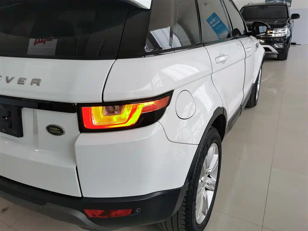 Land Rover Range Rover Evoque 2016 2.0T SE PLUS ZhiXiang фото 24