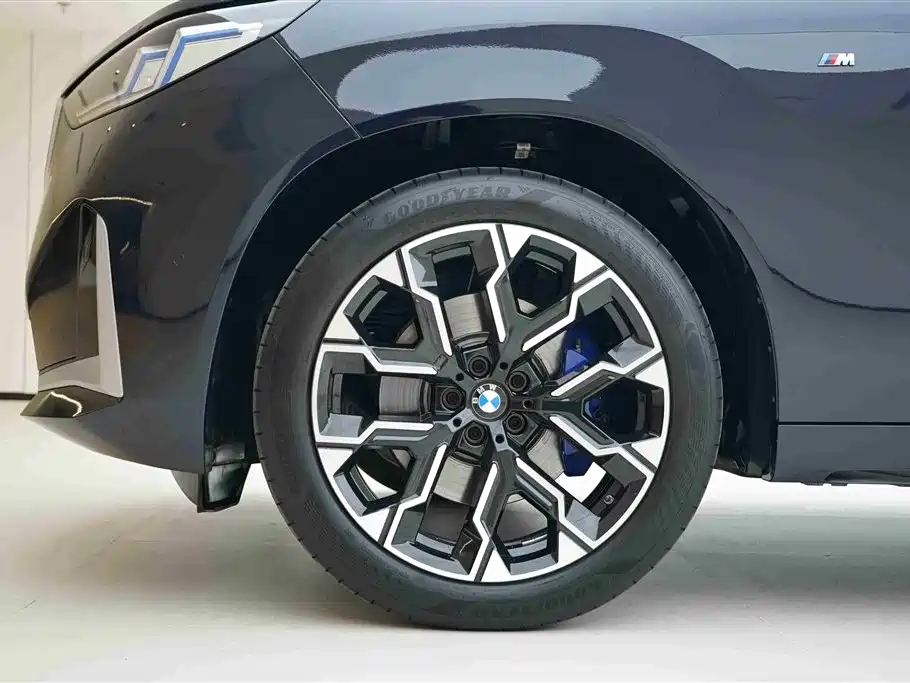 BMW X3 2025 xDrive30L Premium M Sport Package фото 15