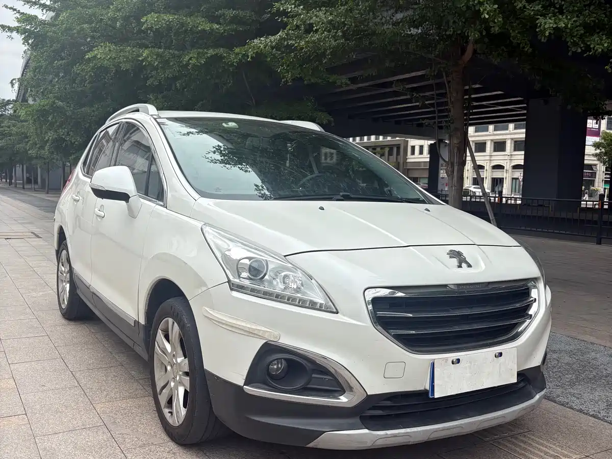 Peugeot 3008 2015 2.0L Automatic Classic Edition