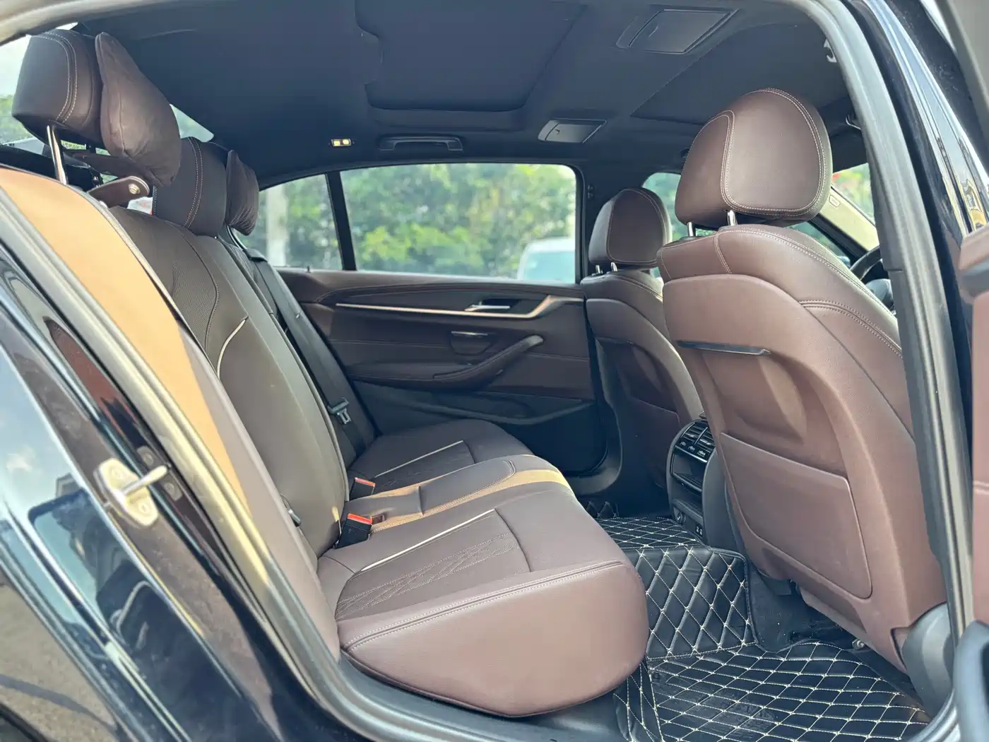 BMW 5 Series 2022 530Li Executive M Sport Package фото 18