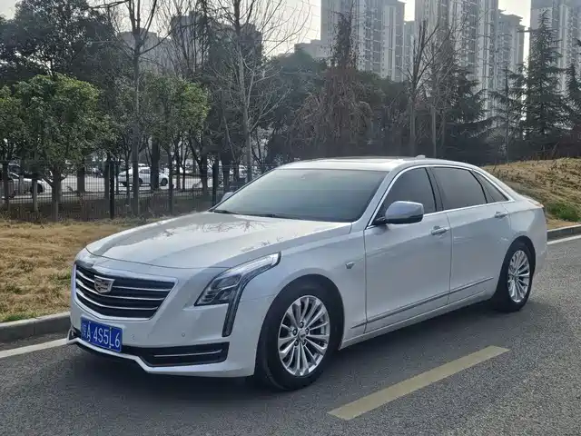 CADILLAC CT6