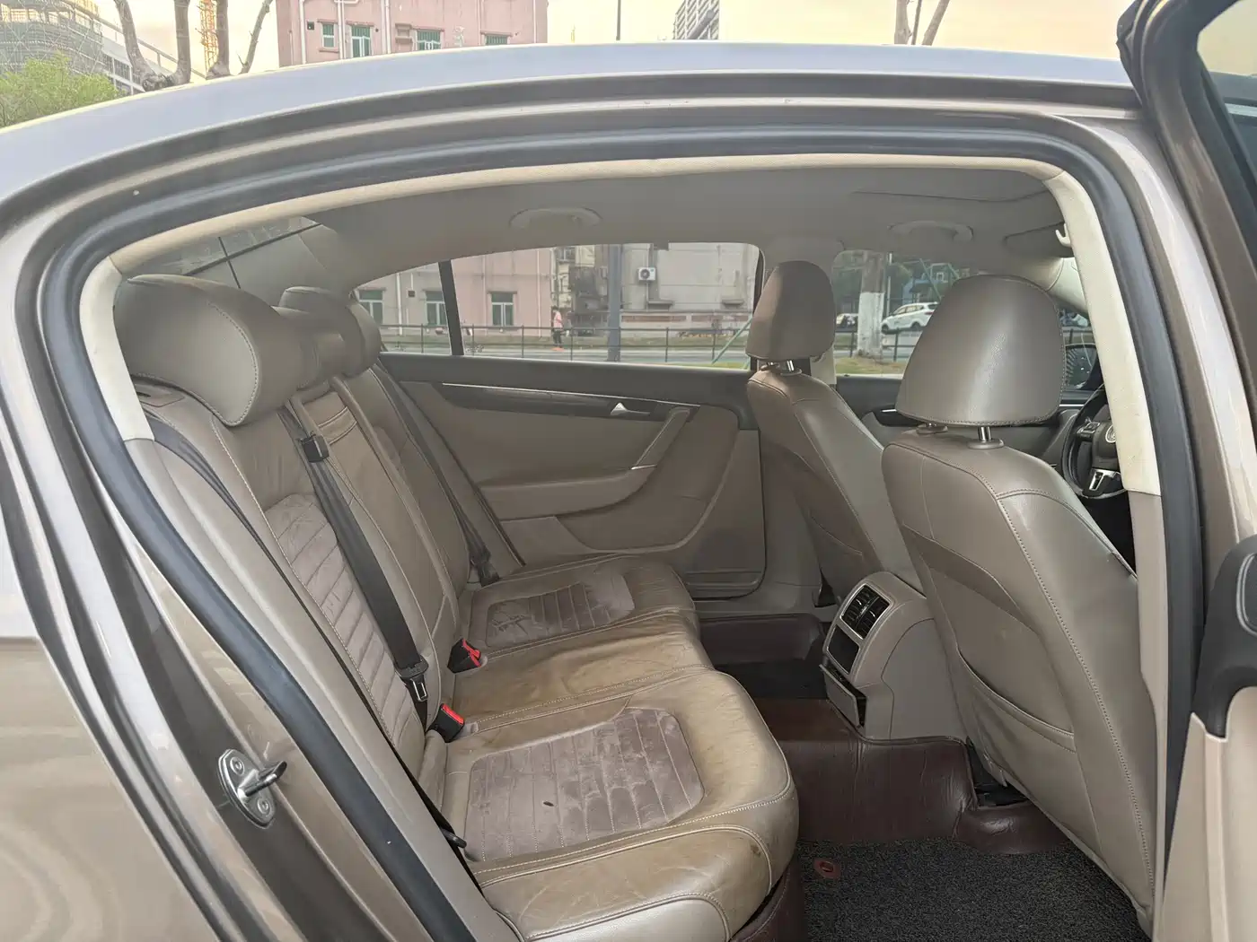 Volkswagen Magotan 2015 1.8TSI Luxury фото 14