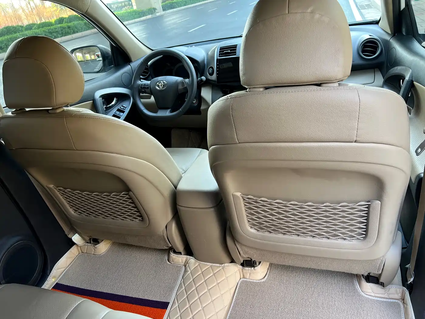 Toyota RAV4 Rongfang 2012 Styling Edition 2.4L Automatic 4WD Luxury фото 12