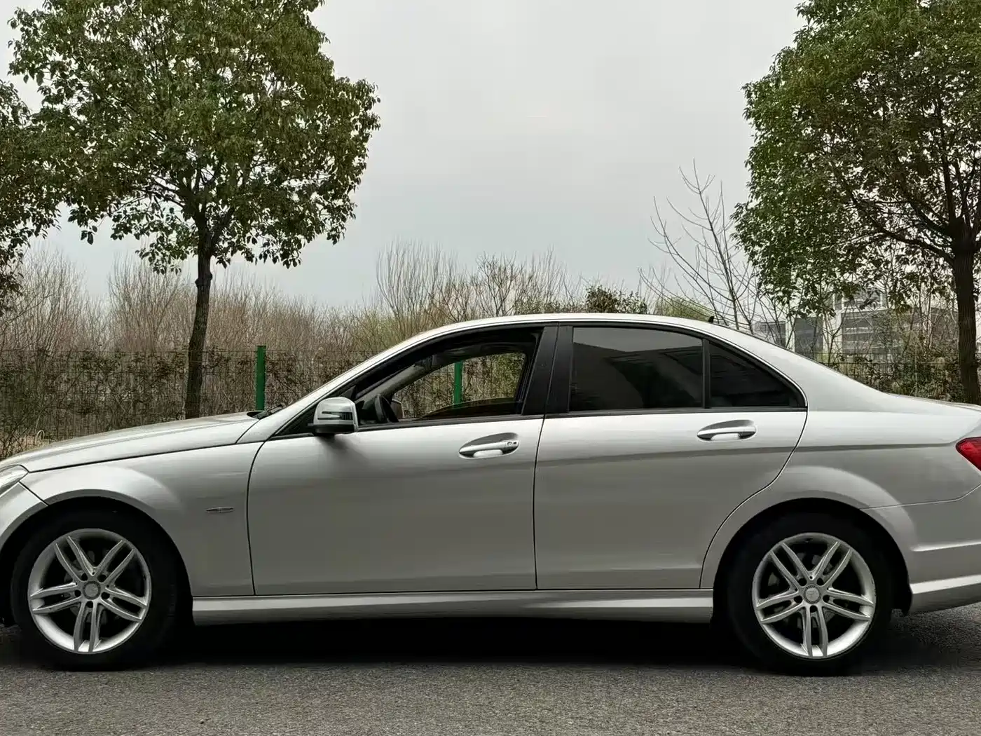 Mercedes-Benz C-Class 2013 C 180 Classic Grand Edition фото 8