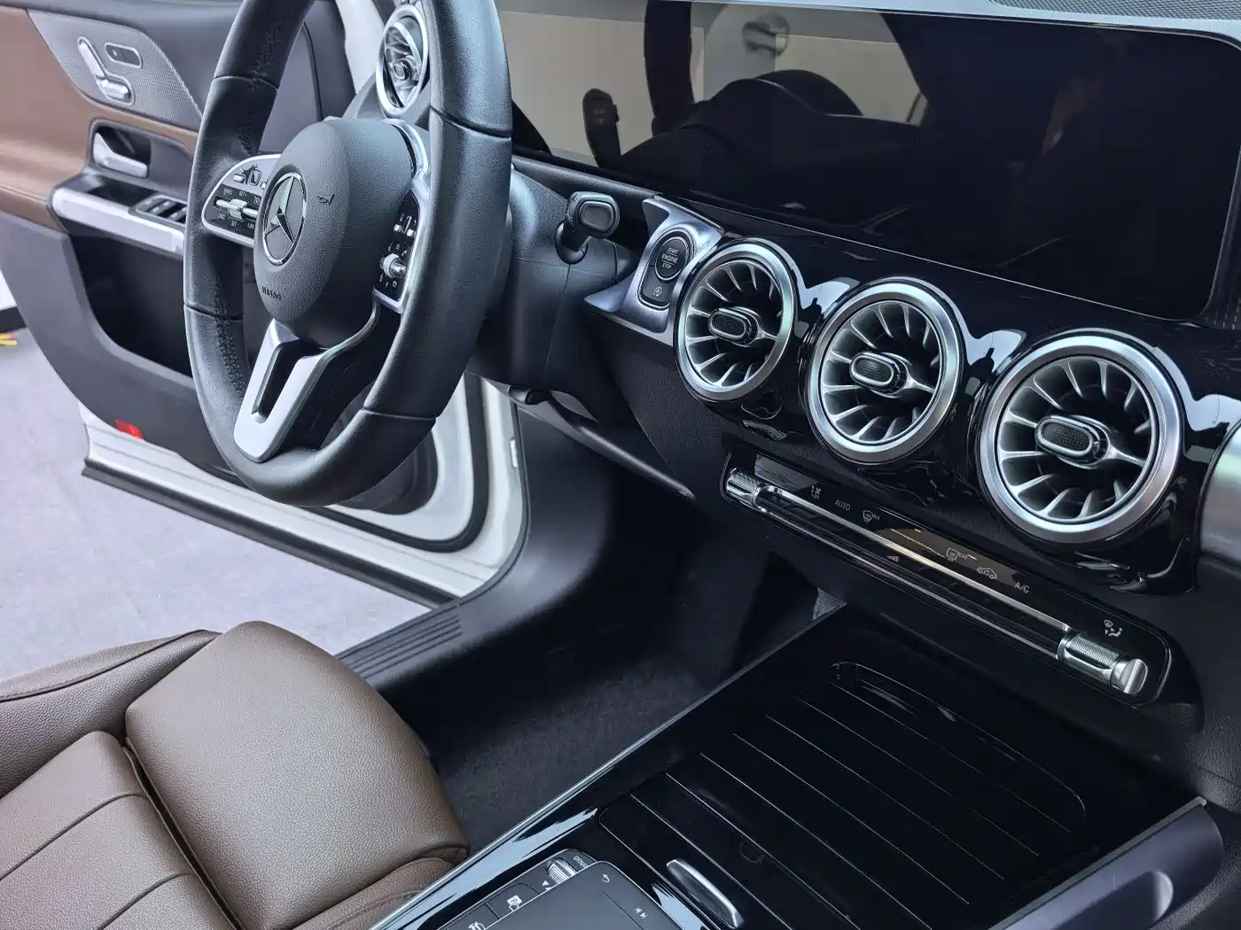 Mercedes-Benz GLB 2023 GLB 220 Style фото 13