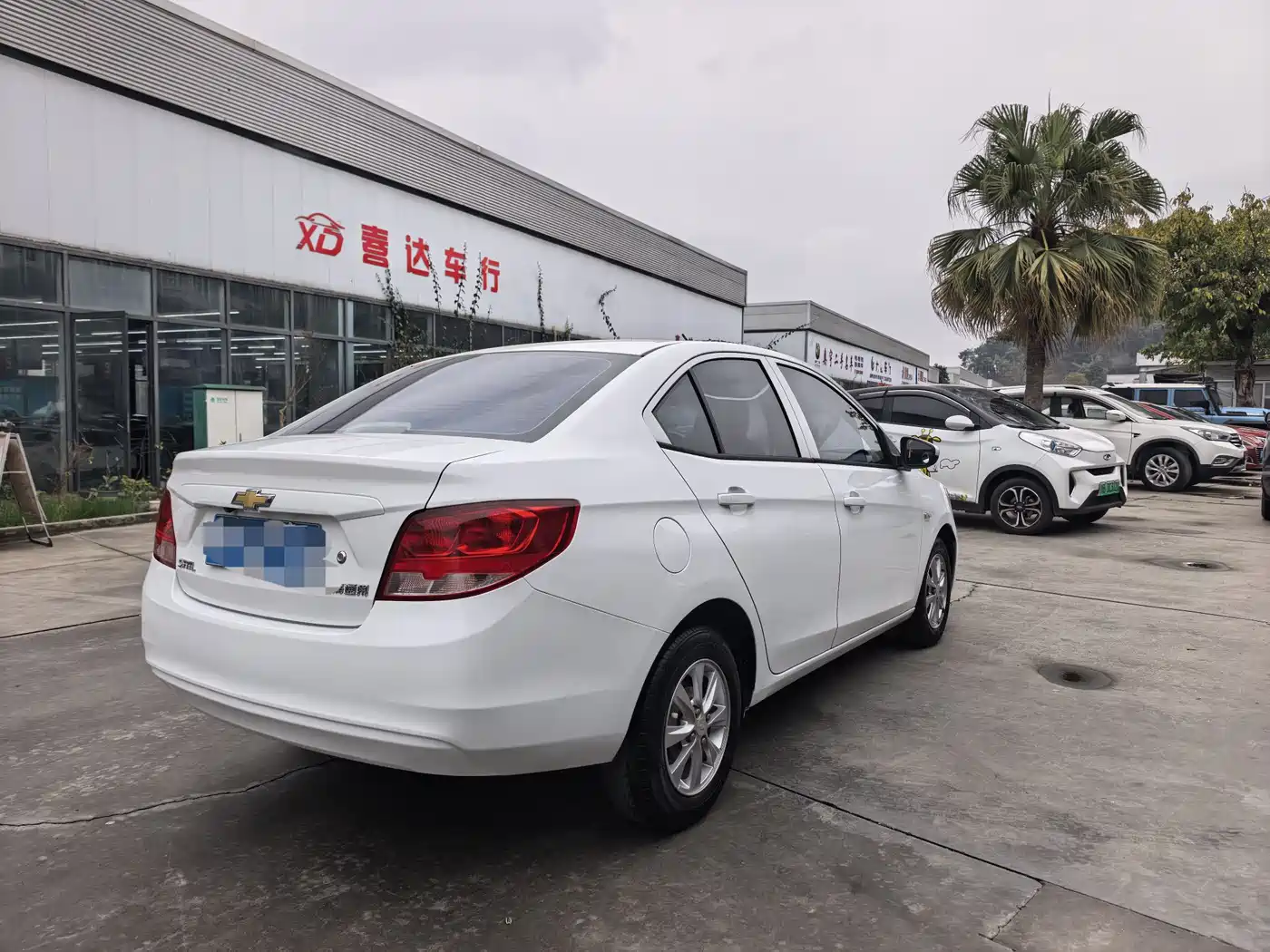 Chevrolet Sail 2015 Sail 3 1.3L Manual Ideal Edition фото 5