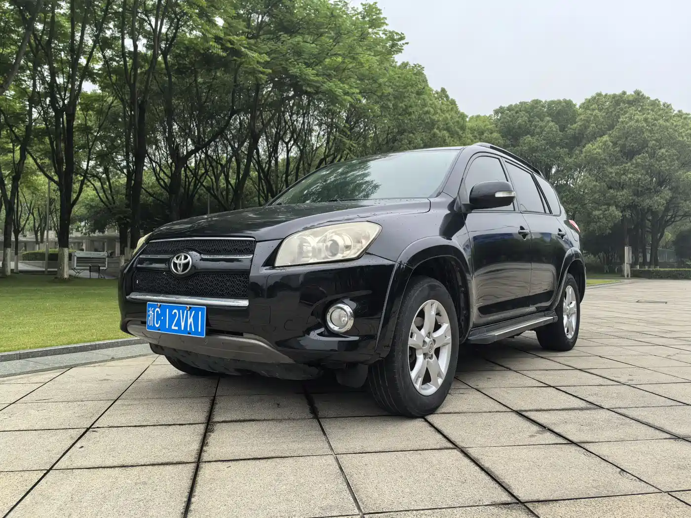 Toyota RAV4 Rongfang 2012 Styling Edition 2.0L Automatic 4WD
