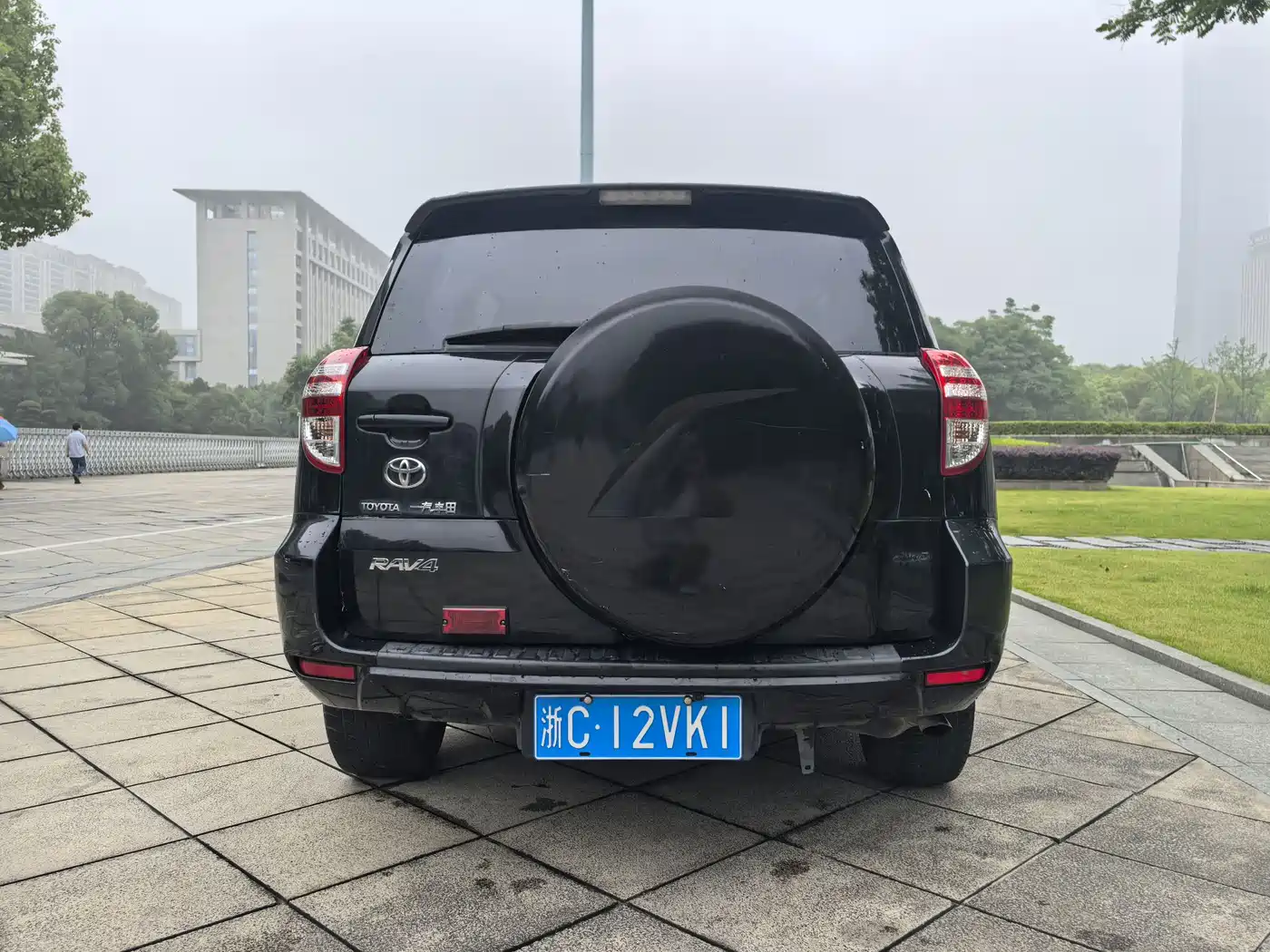 Toyota RAV4 Rongfang 2012 Styling Edition 2.0L Automatic 4WD фото 17