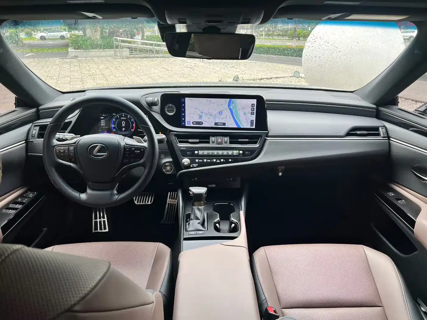 Lexus ES 2023 200 Excellence Edition фото 5