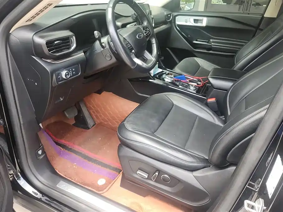FORD EXPLORER