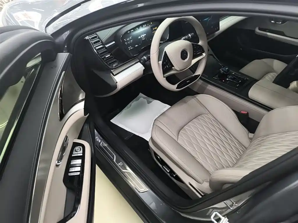 BYD HAN