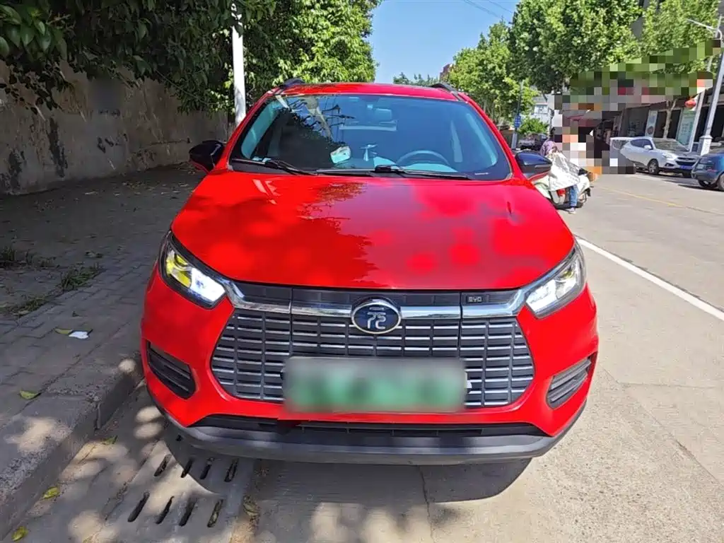BYD Yuan New Energy 2019 EV360 Smart Connect Premium Edition фото 3