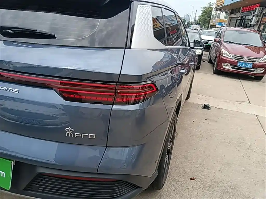BYD Song Pro New Energy 2023 Champion Edition DM-i 110KM Excellence фото 8