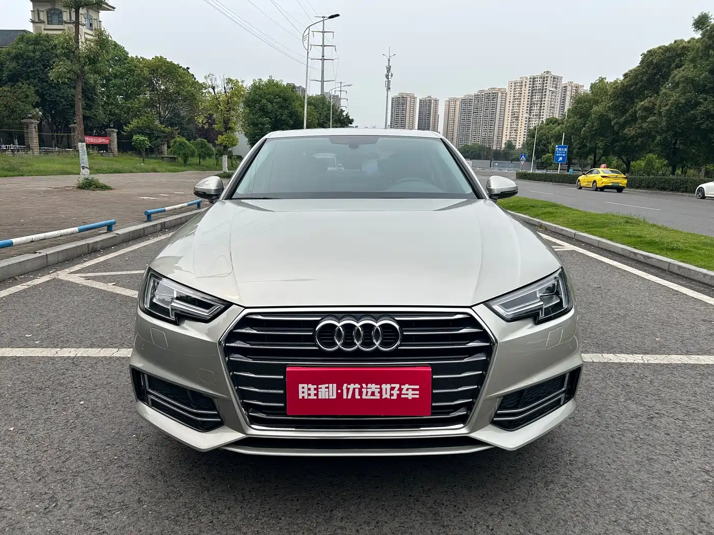 Audi A4L 2019 40 TFSI Progressive (China VI) фото 2